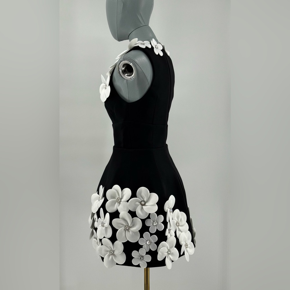 🆕 BRONX & BANCO 🧿 NWOT Estelle Floral Mini Dress, Black/White - Sz XS US 2 - Picture 11 of 17